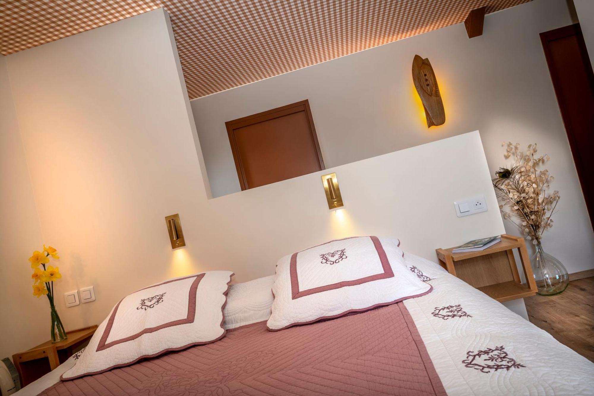 Hotel Restaurant De La Poste Et La Grange Detente, Espace Bien-Etre Châteauneuf-de-Randon Pokój zdjęcie