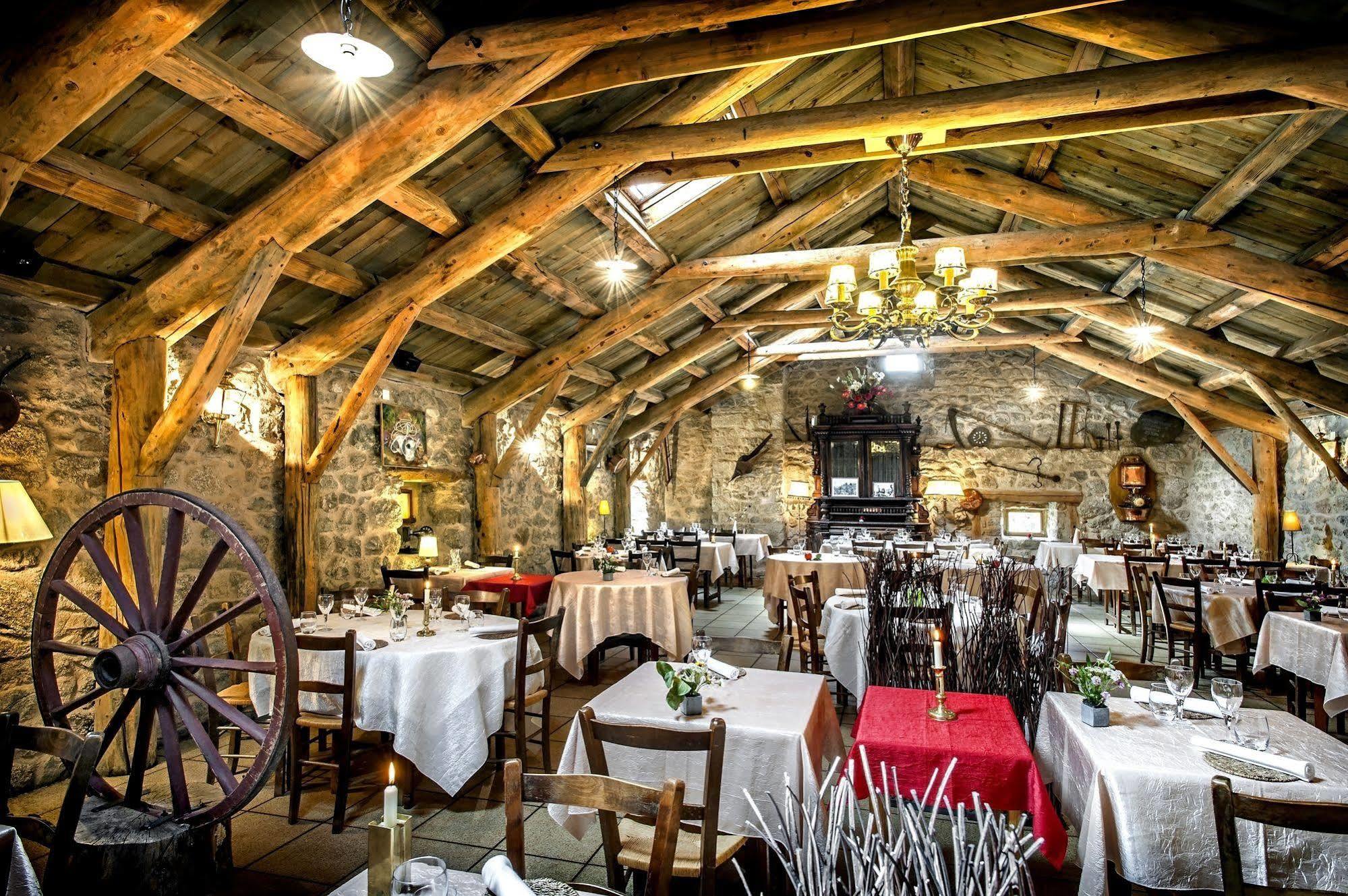 Hotel Restaurant De La Poste Et La Grange Detente, Espace Bien-Etre Châteauneuf-de-Randon Zewnętrze zdjęcie