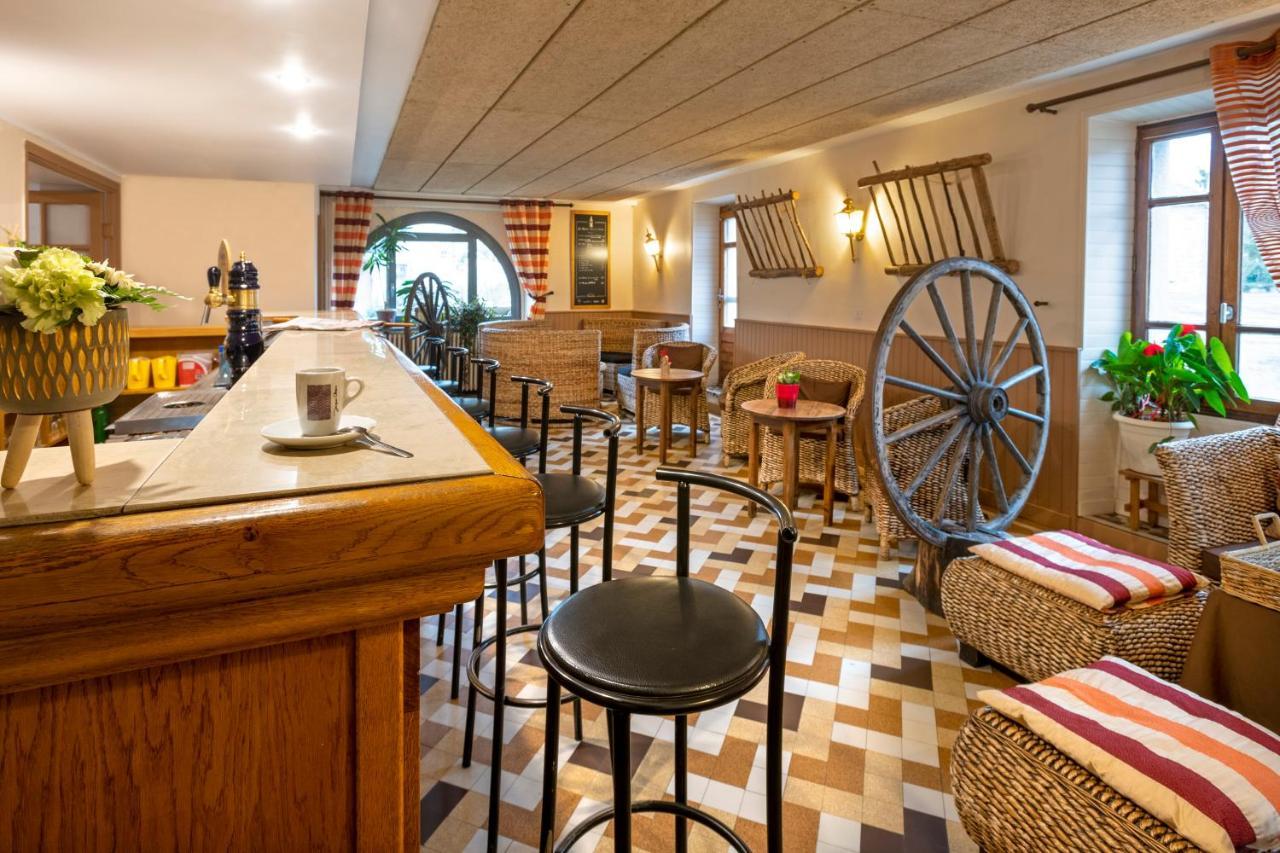 Hotel Restaurant De La Poste Et La Grange Detente, Espace Bien-Etre Châteauneuf-de-Randon Zewnętrze zdjęcie